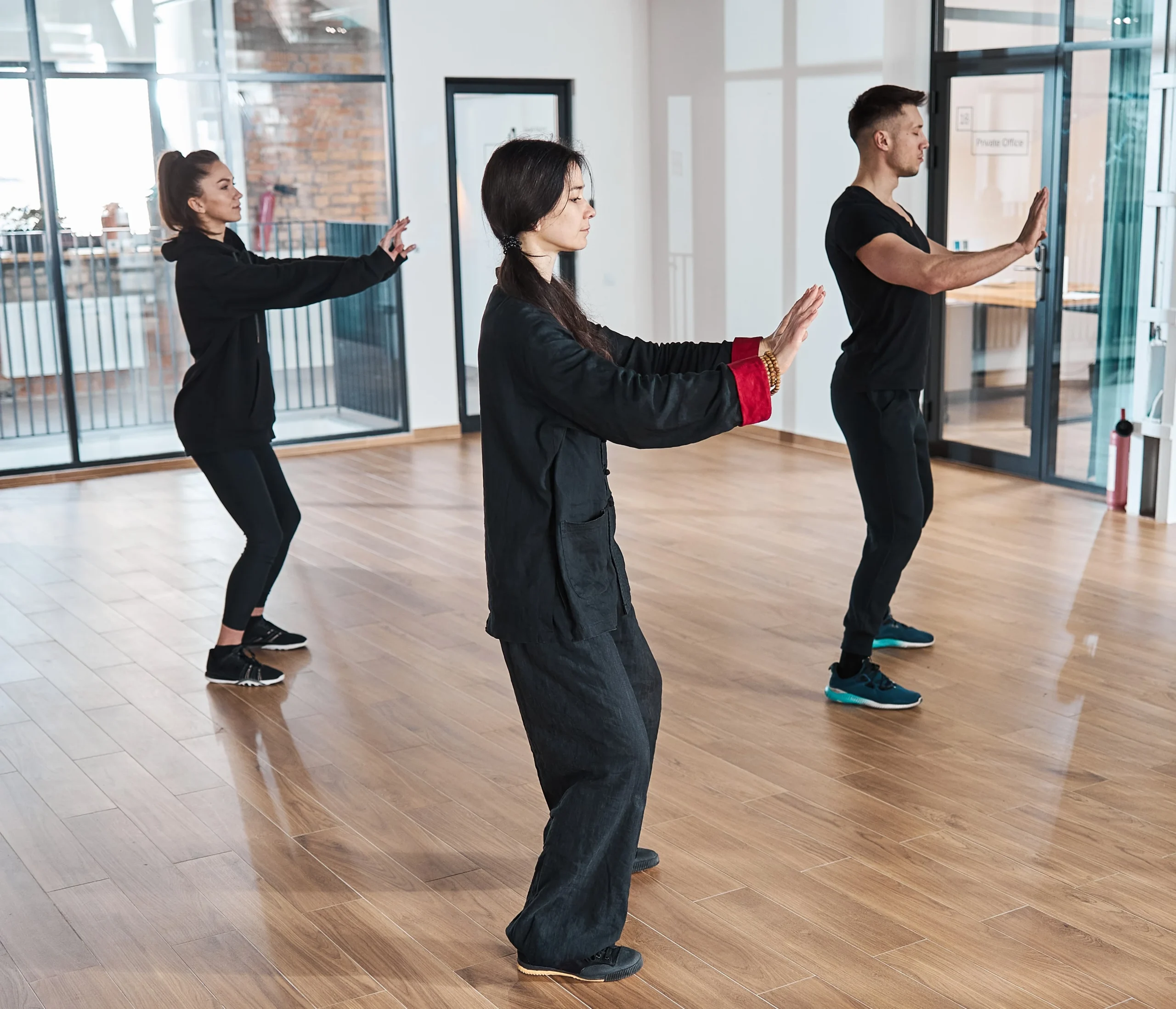 Personnes en séance de Qi Gong